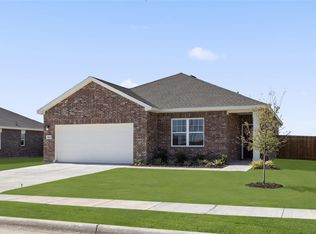 909 Lexington Ln, Nevada, TX 75173