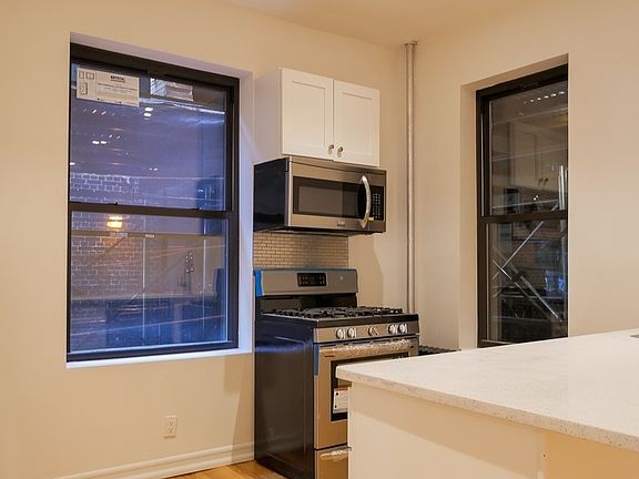 3rd image of 356 Saint Johns Pl APT A