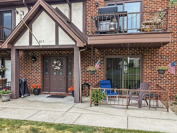 4th image of 817 Pearson Cir Unit 2
