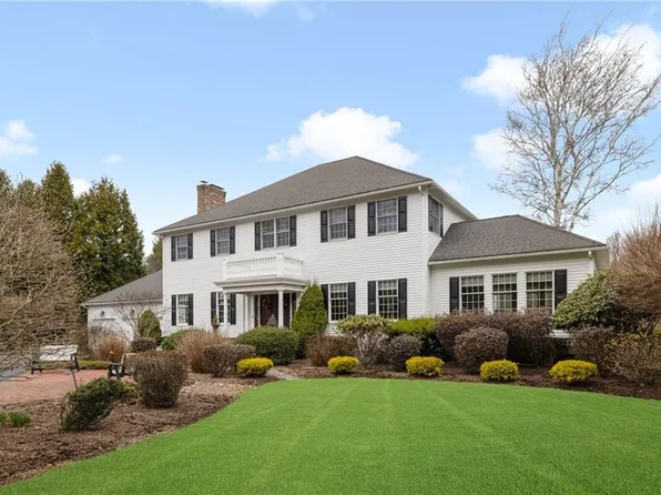 155 Hunters Xing, East Greenwich, RI 02818