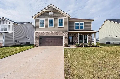 9351 Woodgate Cir Photo 1