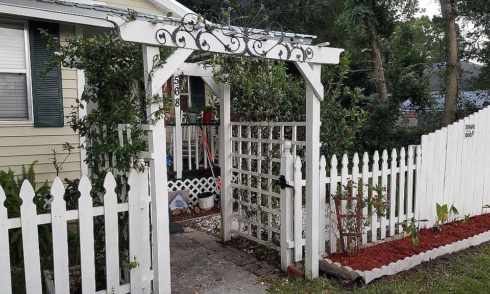 1st image of 4568 1st Ave