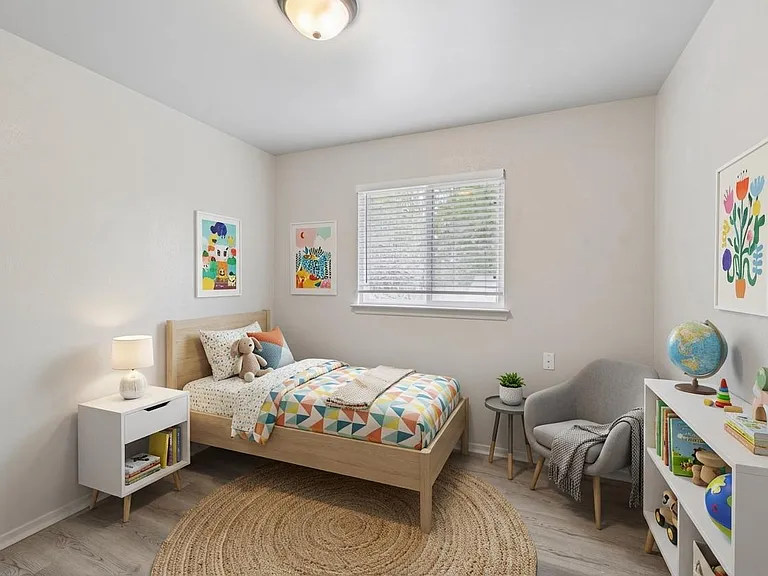 820 Sahara Ave #2 — Photo 20