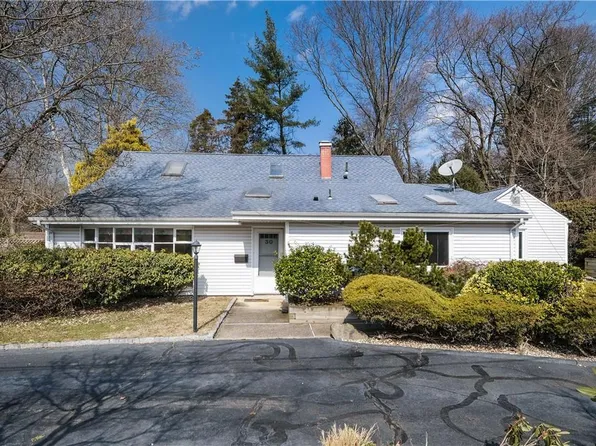 30 Brook Lane, Rye Brook, NY 10573