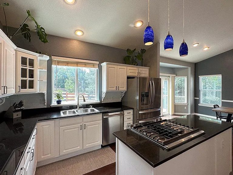 2705 Stone Creek Rd — Photo 10