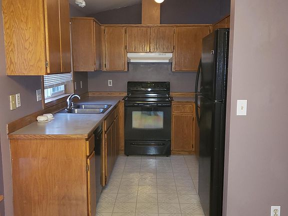 3rd image of 213 S Kentucky Ave