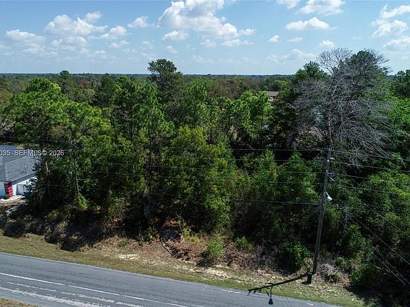 3rd image of 1 Tomahawk Ave