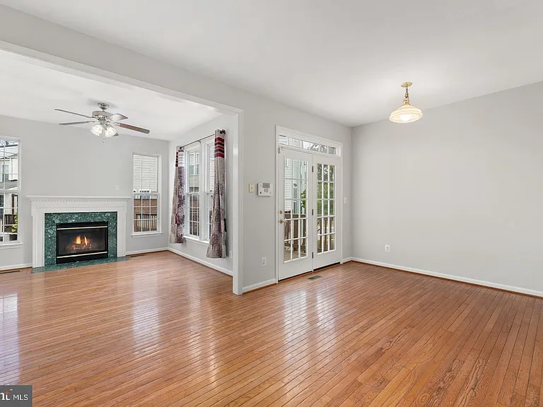 13700 Barksdale Dr — Photo 26