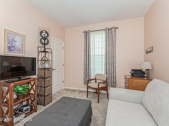 5th image of 912 Northside Dr