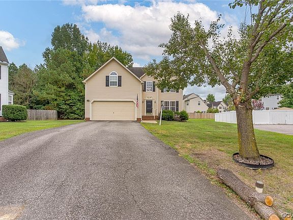 4th image of 2716 Grand Meadows Ct
