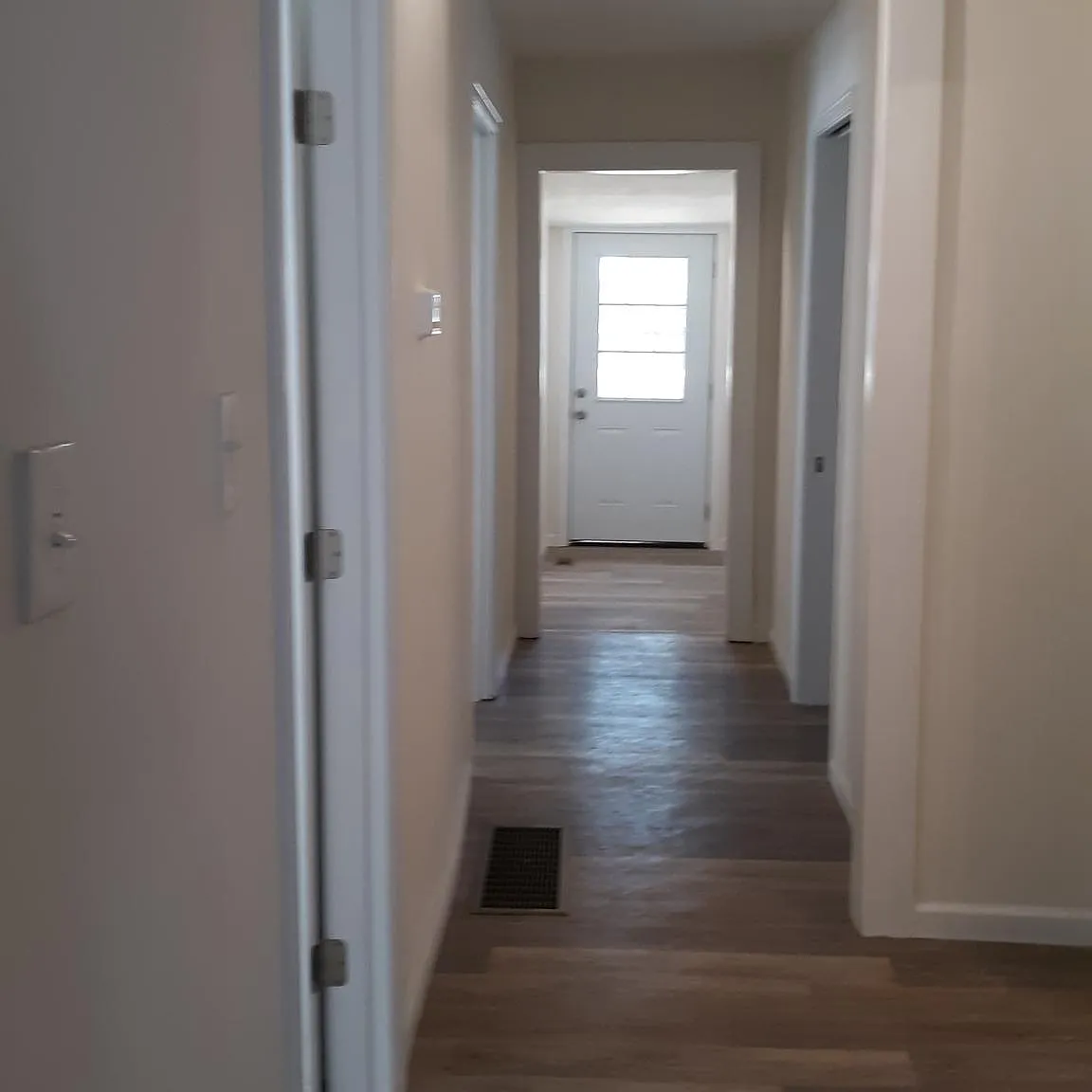 5 bed, 1800 sqft, $2,200 — Photo 4