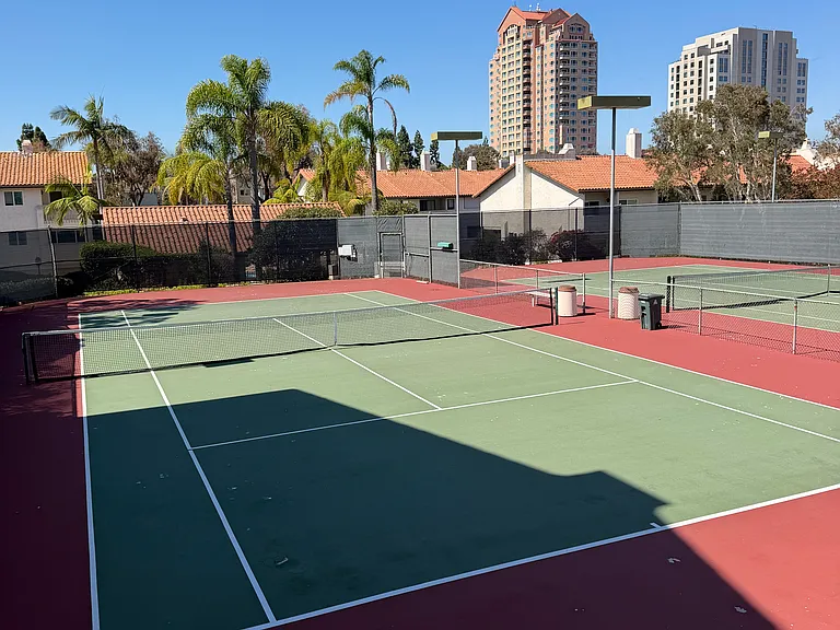 3984 La Jolla Village Dr — Photo 13