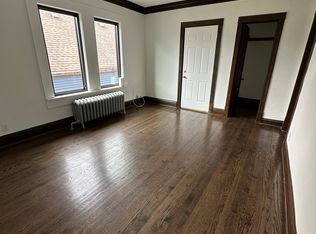 2535 N Linder Ave #2R, Chicago, IL 60639