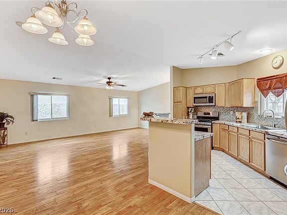 5th image of 5043 Mascaro Dr