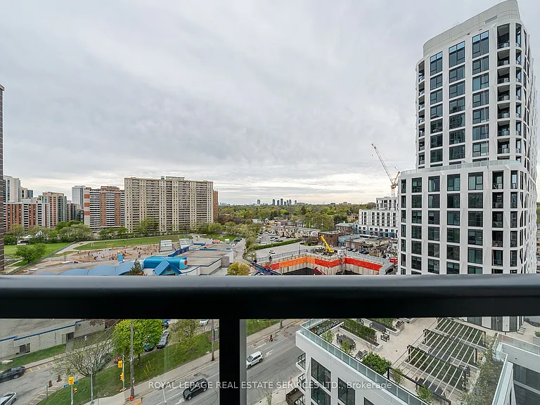 60 Central Park Dr #1207 — Photo 13