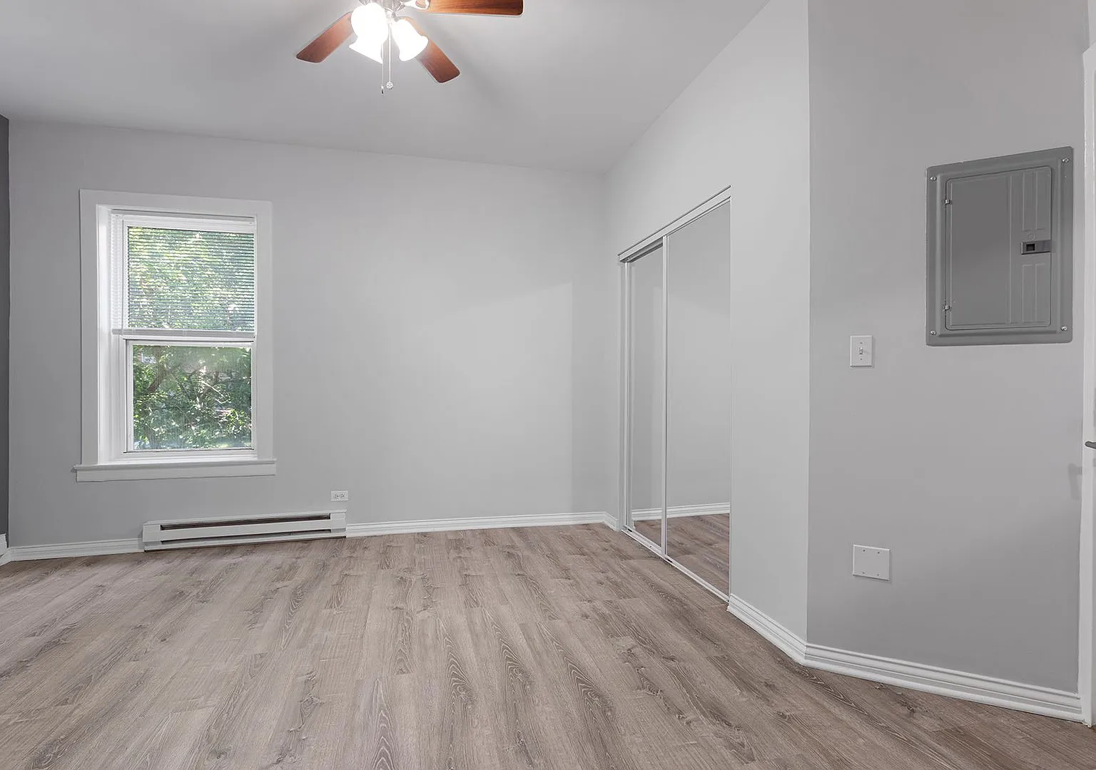 The Birchmont — Photo 1