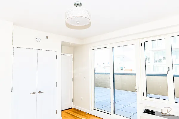 Rented by Urban Realty NYC | media 5