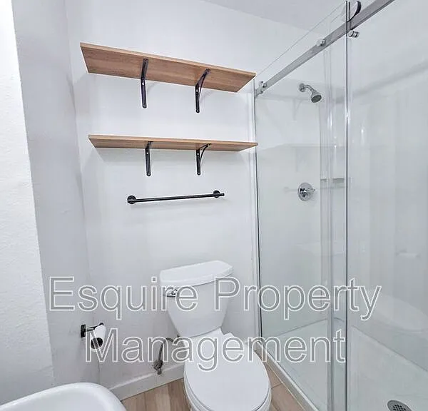 751 W Channel Islands Blvd #6 — Photo 12