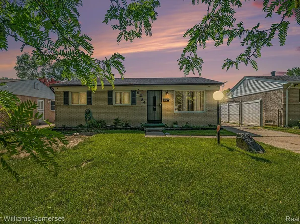 9284 Essex St, Romulus, MI 48174