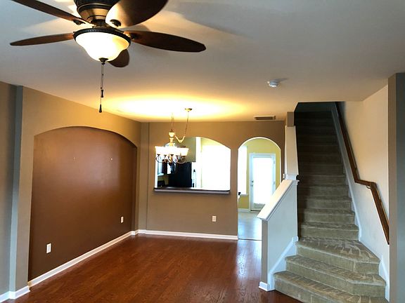 4th image of 100 Stratford Lakes Dr Unit 345