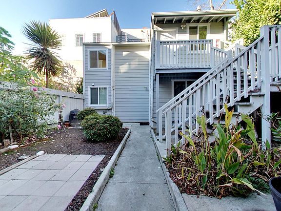 3rd image of 826B Alabama St
