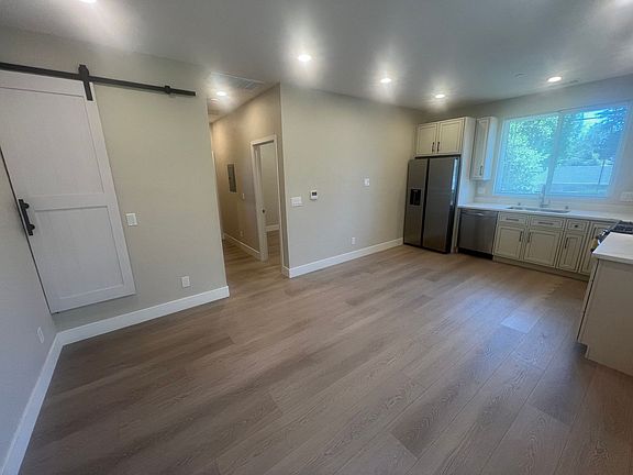 2nd image of 2226 Deodara Dr Unit A