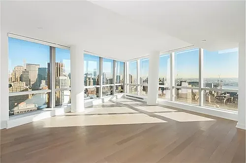 400 Park Ave S #38B Photo 1