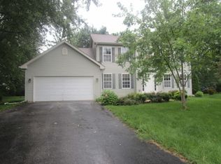 121 Minarette Dr SW, Poplar Grove, IL 61065