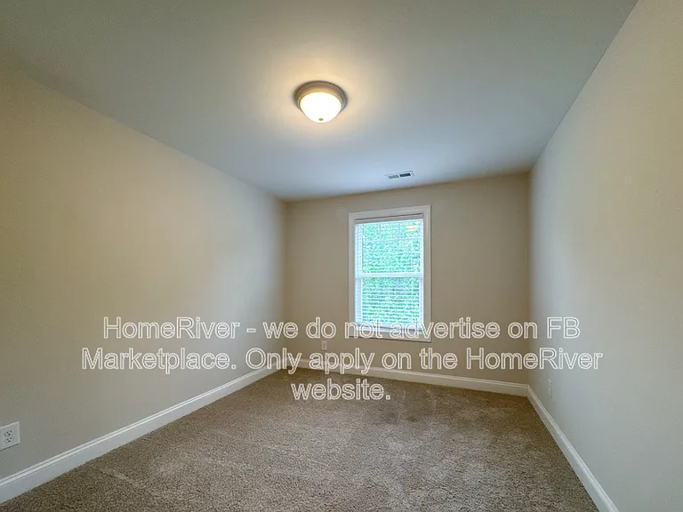 202 Beaumont Cir — Photo 12