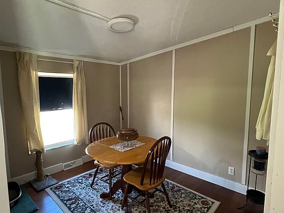 4th image of 342 Joy Rd
