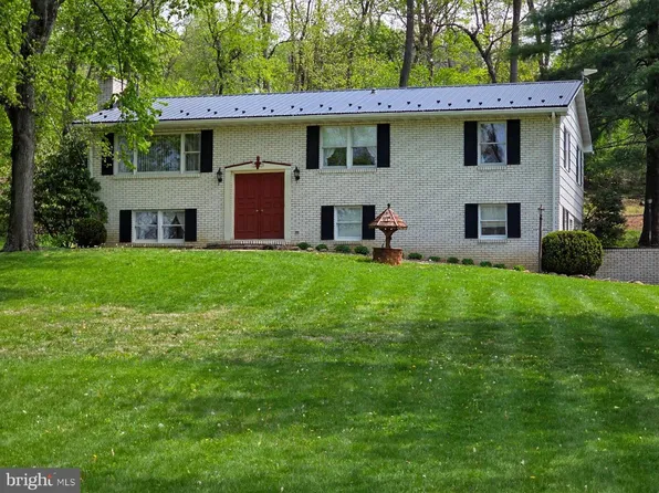 10984 Old Forge Rd, Waynesboro, PA 17268