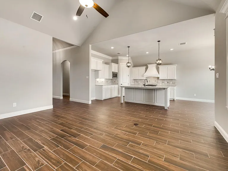 3105 Main St — Photo 5