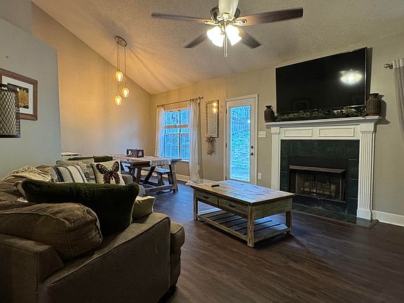 4th image of 4775 Orchard Hill Drive