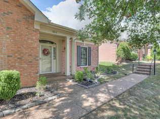 9312 Sawyer Brown Rd, Nashville, TN 37221