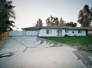 22054 De Berry St, Grand Terrace, CA 92313