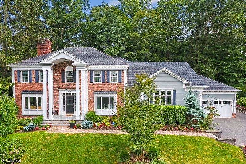 s*u様 house on the hill S/S Tee 100cm 9580DGRY.png