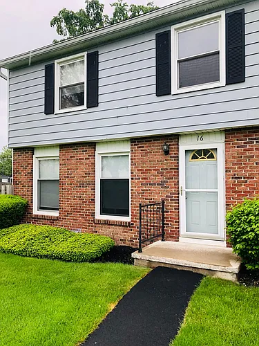 16 Huntsman Way Photo 1