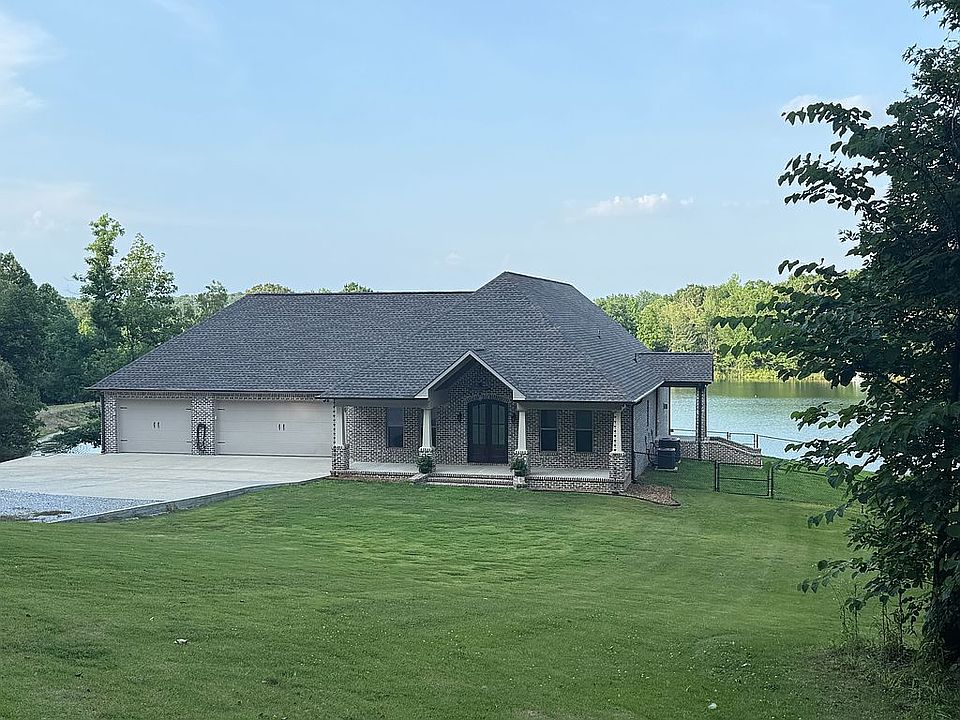 1st image of 300 Shell Dr