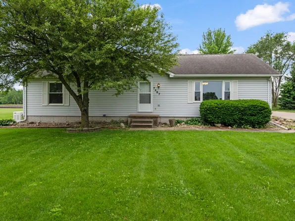 7487 NE 108th Pl, Bondurant, IA 50035