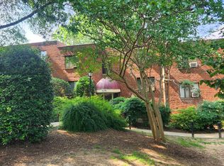 1575 N Colonial Ter APT 204-Y, Arlington, VA 22209