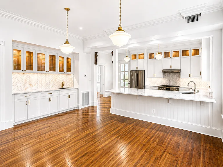 1202 E Duffy St — Photo 10