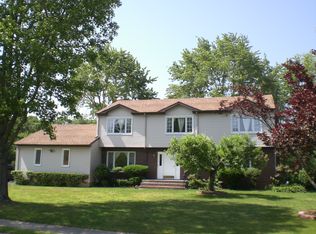 12 William Ln, Ocean Twp, NJ 07712