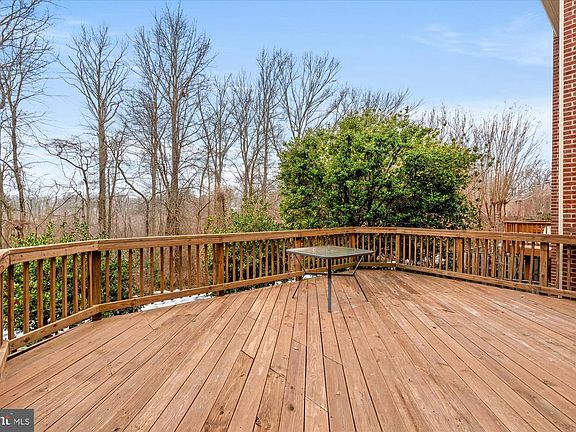 4th image of 8237 Clifton Farm Ct