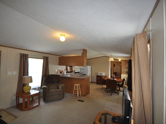 5th image of 69 Mockingbird Ln