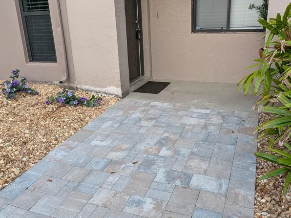 555 Aster Ct APT 2, Merritt Island, FL 32953