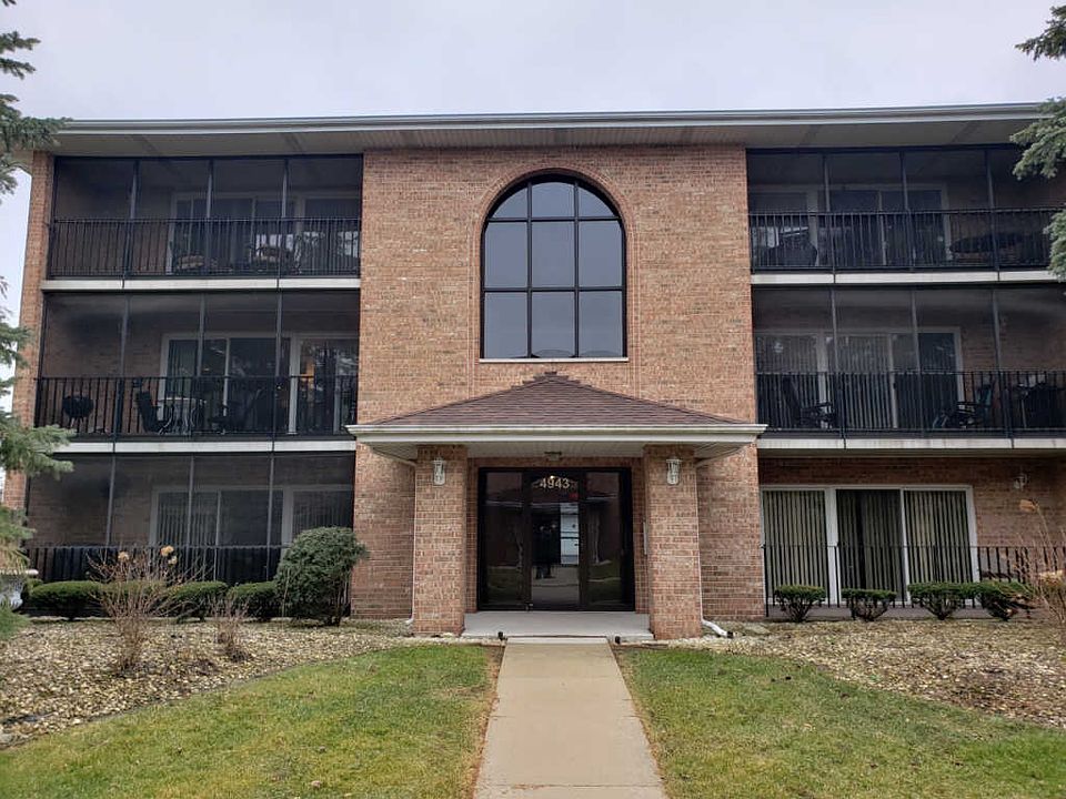 1st image of 4943 E Circle Dr APT 303
