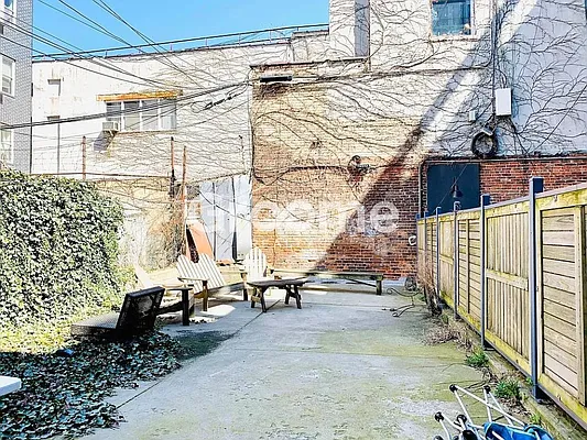 Rented by Blue Egg Realty Corp | media 1