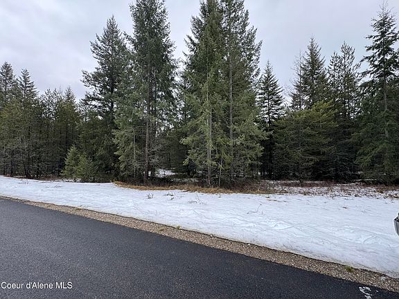 4th image of Nka Peacock Ln