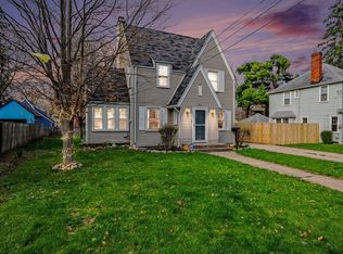1103 Vassar Dr, Kalamazoo, MI