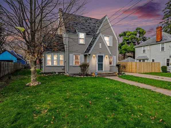 1103 Vassar Dr, Kalamazoo, MI 49001